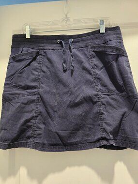 Dark blue pull on skort